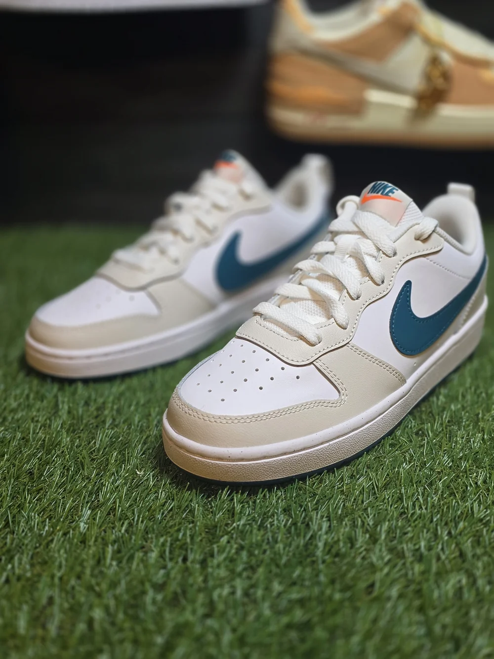 Nike Men’s Low-Top Casual Sneakers - White with Teal Swoosh